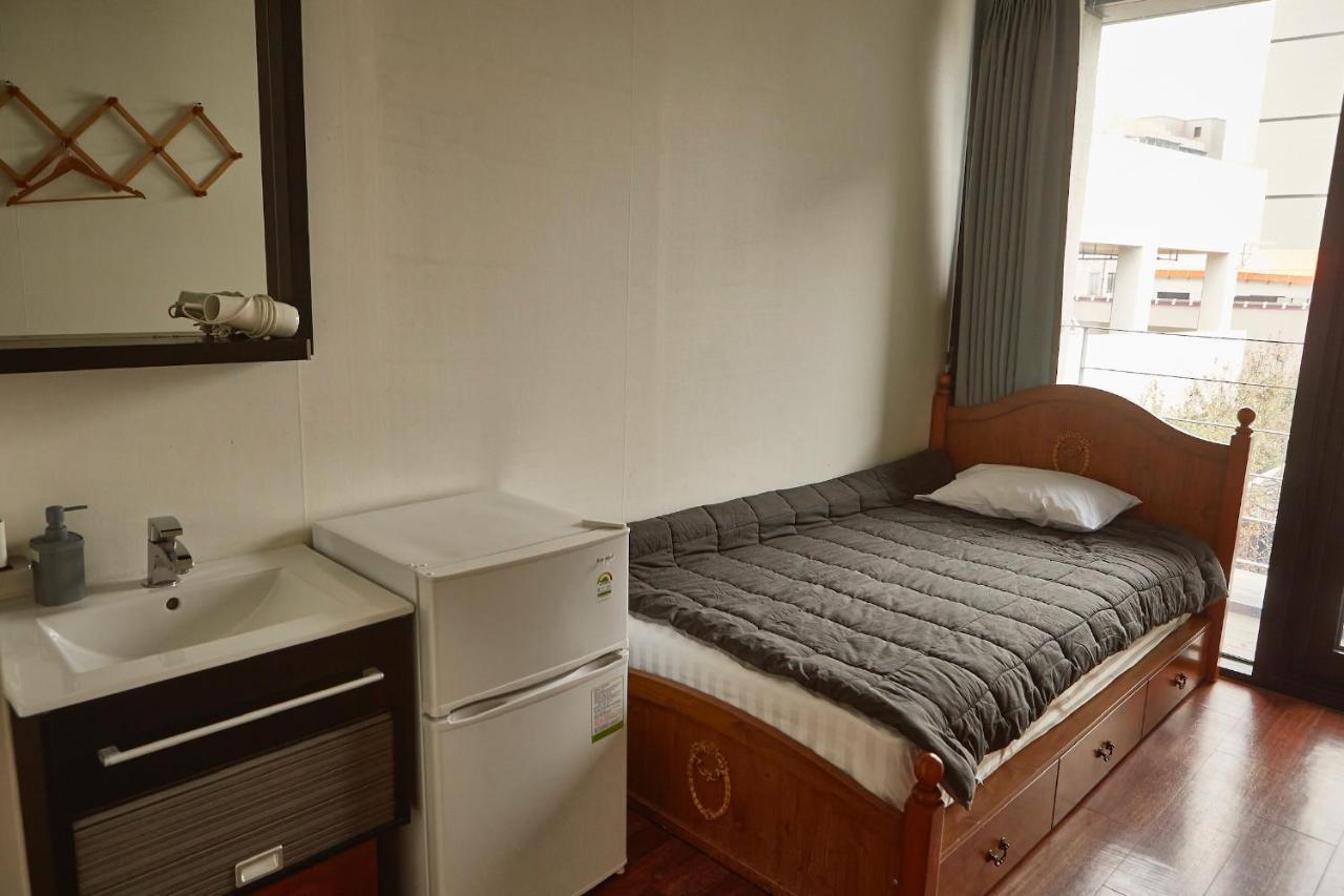 Guest 145 Hostel Gwangju Metropolitan City Екстериор снимка