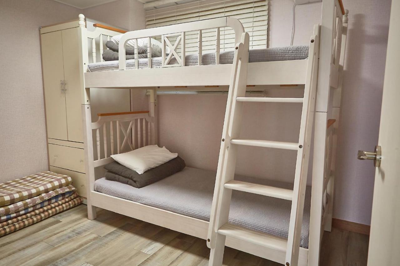 Guest 145 Hostel Gwangju Metropolitan City Екстериор снимка