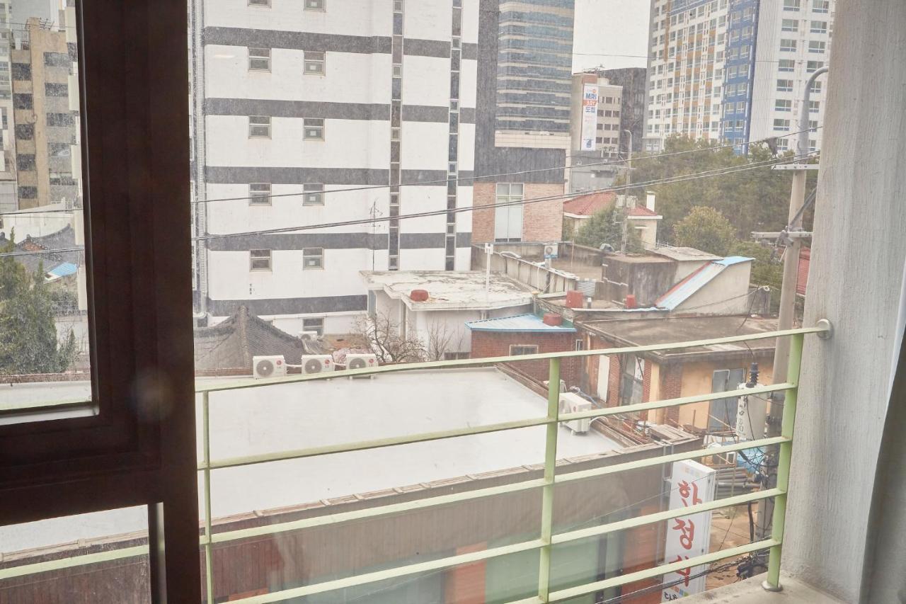 Guest 145 Hostel Gwangju Metropolitan City Екстериор снимка
