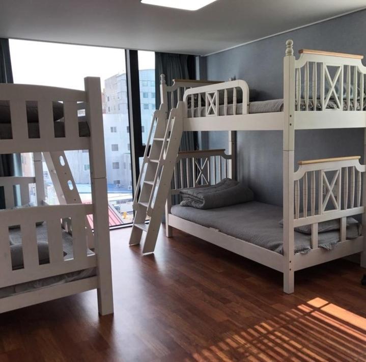 Guest 145 Hostel Gwangju Metropolitan City Екстериор снимка